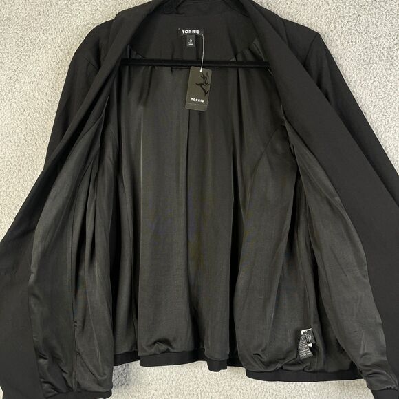 Torrid Blazer Jacket Womens 2 Open Front Cut Away Fit Stretch Black Office - Picture 3 of 13